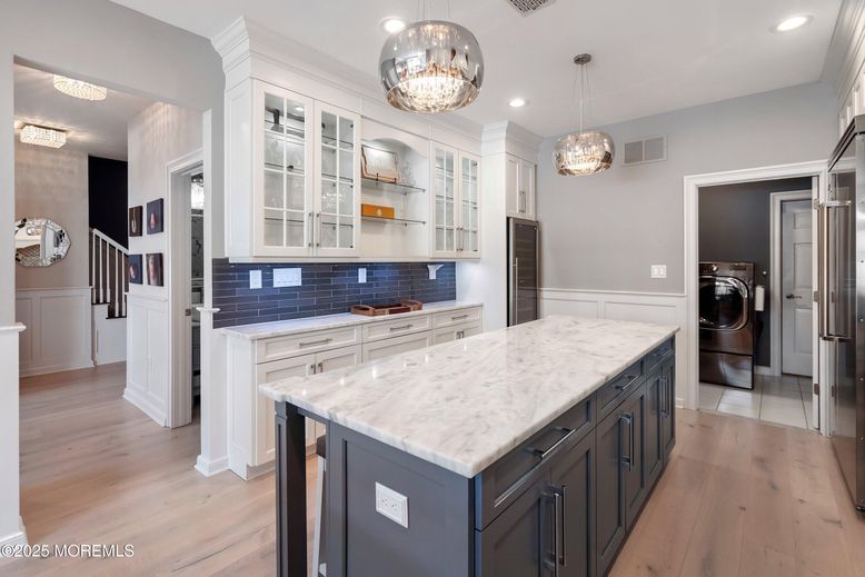 Interior, Kitchen, Pendant Lights, Recessed Lighting, Wood Texture Flooring
