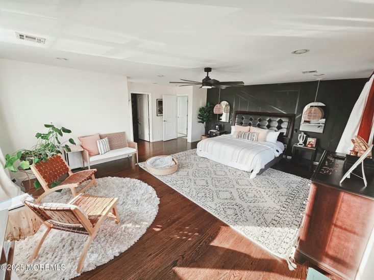 Bedroom, Interior, Wood Texture Flooring