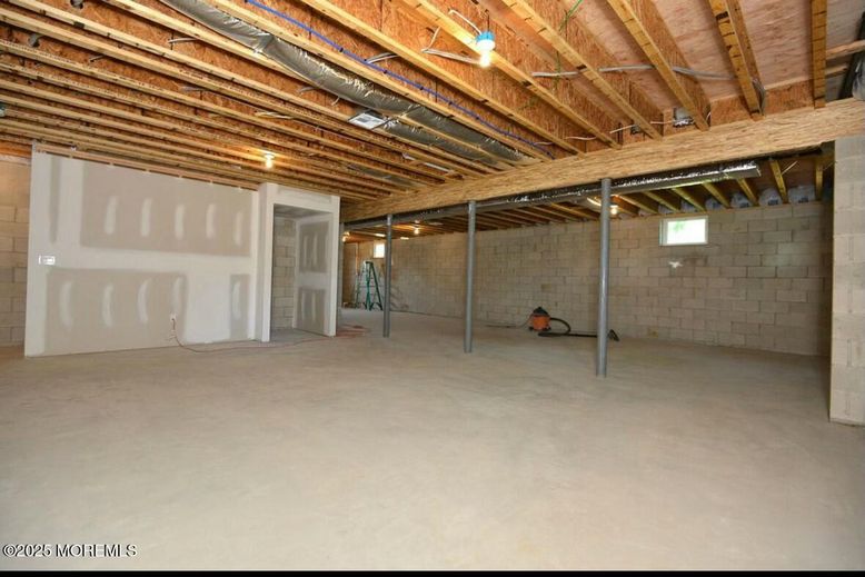Empty room, Interior, Stone Walls, Wooden Beams, Wooden Ceilings