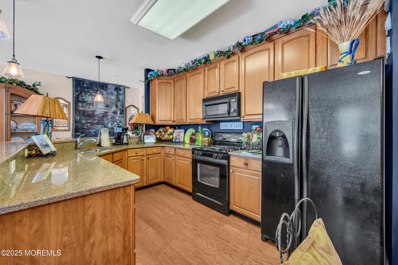 Interior, Kitchen, Pendant Lights, Wood Texture Flooring