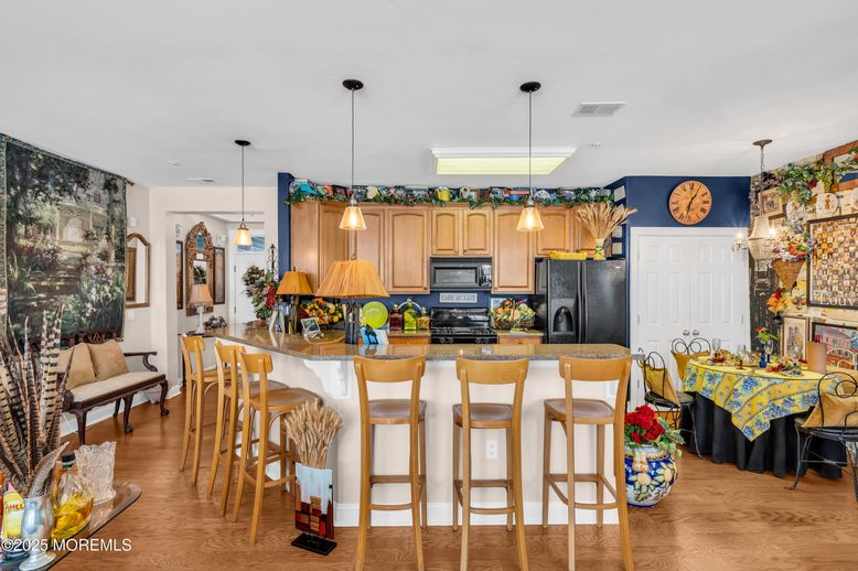 Interior, Kitchen, Pendant Lights, Wood Texture Flooring
