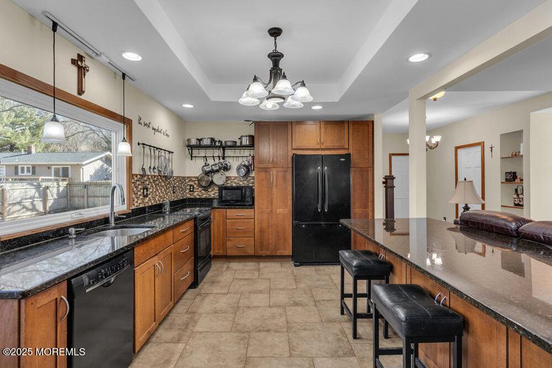 Chandelier, Interior, Kitchen, Pendant Lights, Recessed Lighting