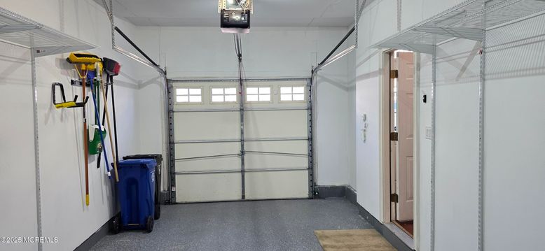 Garage, Interior