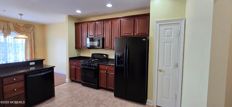 Interior, Kitchen, Pendant Lights, Recessed Lighting