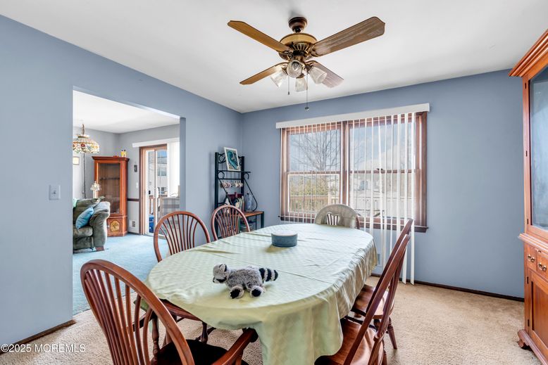 Dining room, Interior