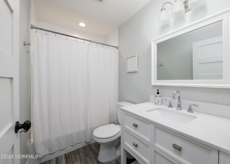 Bathroom, Interior, Recessed Lighting, Wood Texture Flooring