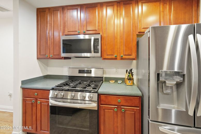 Interior, Kitchen, Stainless Steel Appliances