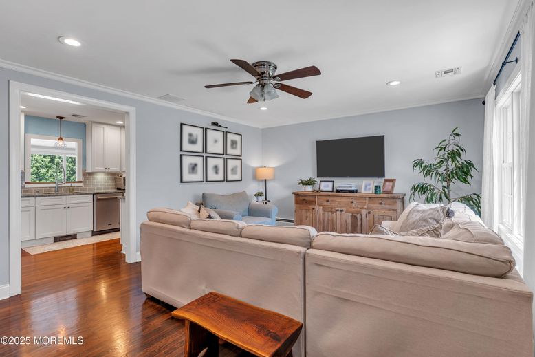 Interior, Kitchen, Living room, Recessed Lighting, Wood Texture Flooring