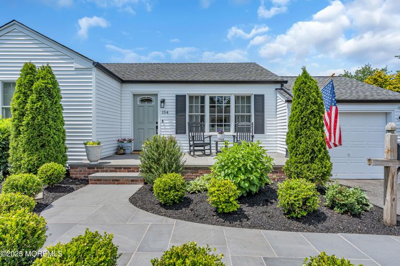 Detached Garage, Exterior, Facade, Cape Cod
