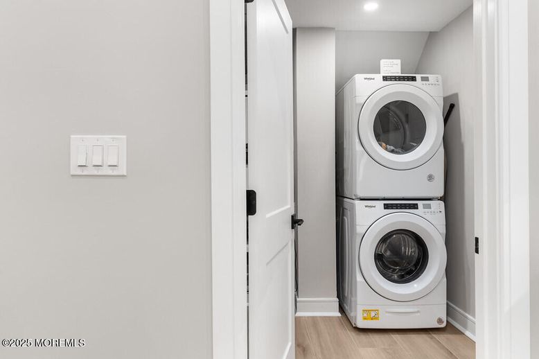 Interior, Recessed Lighting, Utility Closets, Washer, Wood Texture Flooring