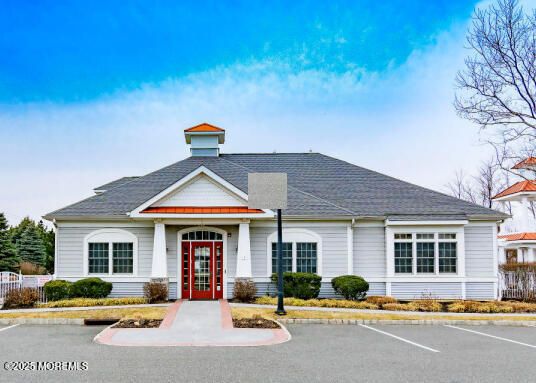 Exterior, Facade, Cape Cod