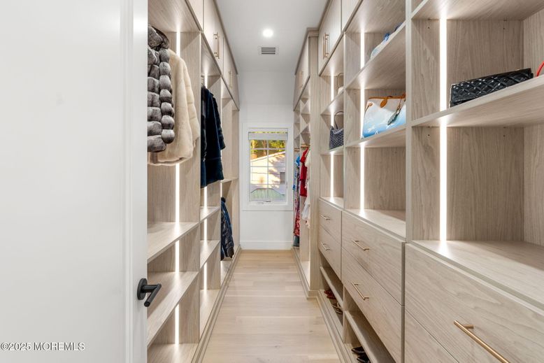 Interior, Recessed Lighting, Walk-in Closets, Wood Texture Flooring