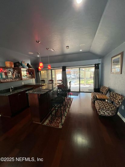 Interior, Pendant Lights, Recessed Lighting, Wood Texture Flooring