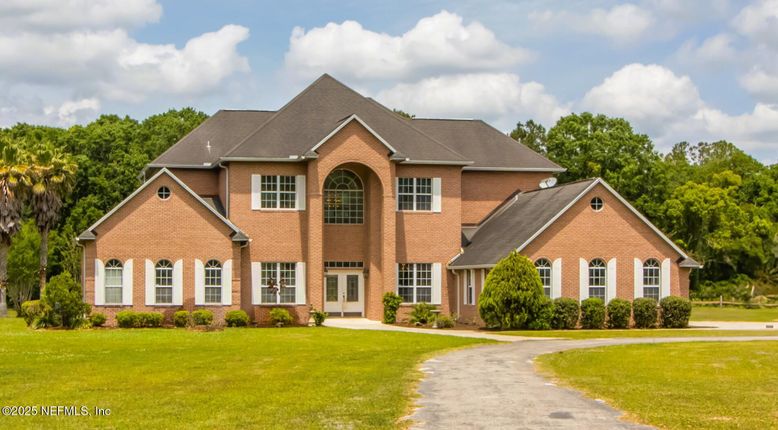 Exterior, Facade, Brick Facade, Brick Traditional