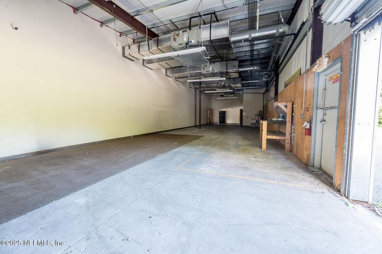 Garage, Interior