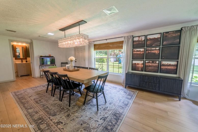 Chandelier, Dining room, Interior, Recessed Lighting, Wood Texture Flooring