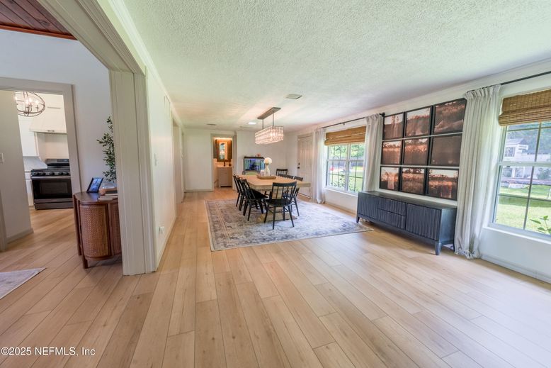 Chandelier, Dining room, Interior, Kitchen, Wood Texture Flooring