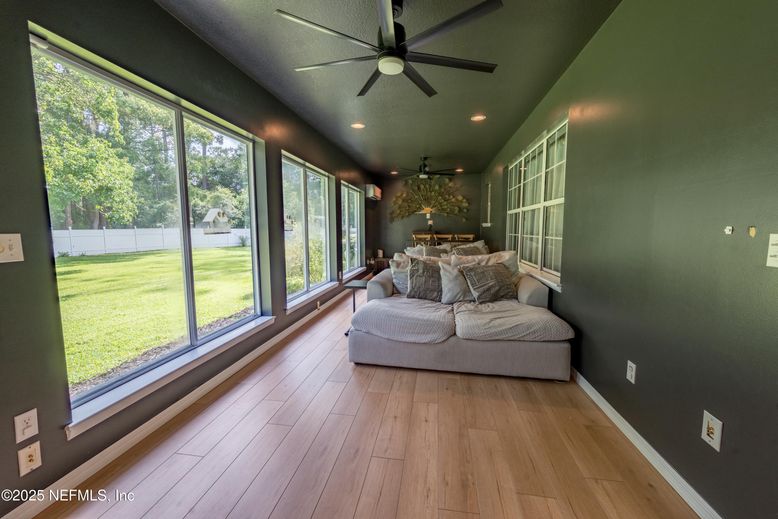 Interior, Recessed Lighting, Wood Texture Flooring