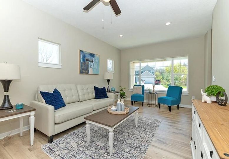 Interior, Living room, Recessed Lighting, Wood Texture Flooring