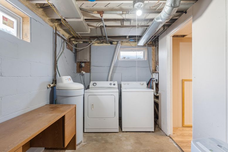 Interior, Utility Closets, Washer