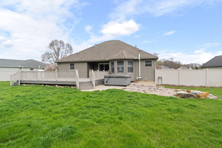 Backyard, Exterior, Hot Tub