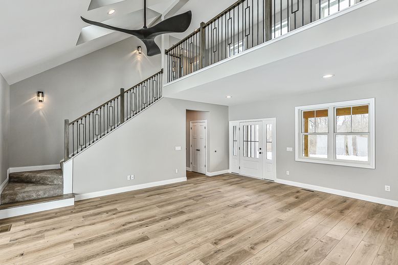 Interior, Recessed Lighting, Wood Texture Flooring