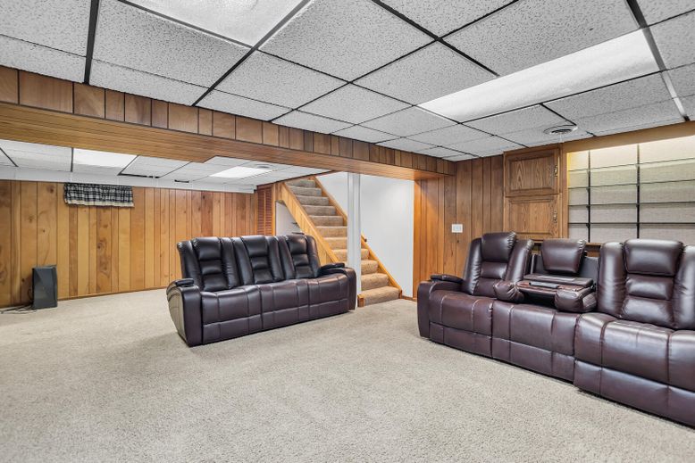 Home Theatre Room, Interior, Living room, Theatre Room, Wooden Walls