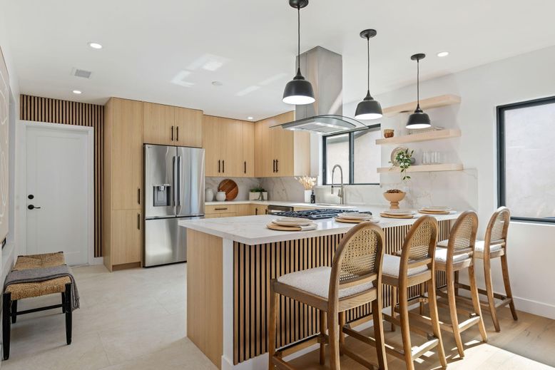 Interior, Kitchen, Pendant Lights, Recessed Lighting, Stainless Steel Appliances