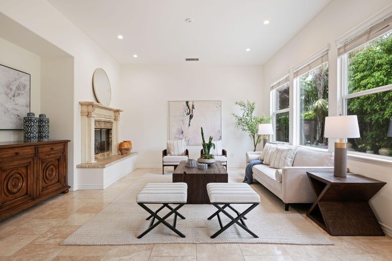Fireplace, Interior, Living room, Recessed Lighting