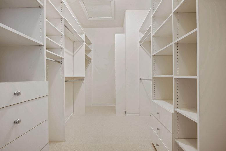 Interior, Walk-in Closets