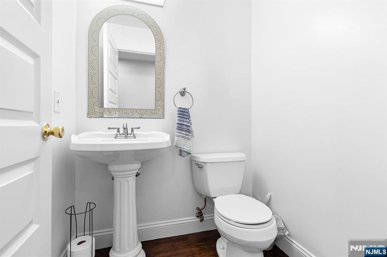 DE Listing image placeholder
