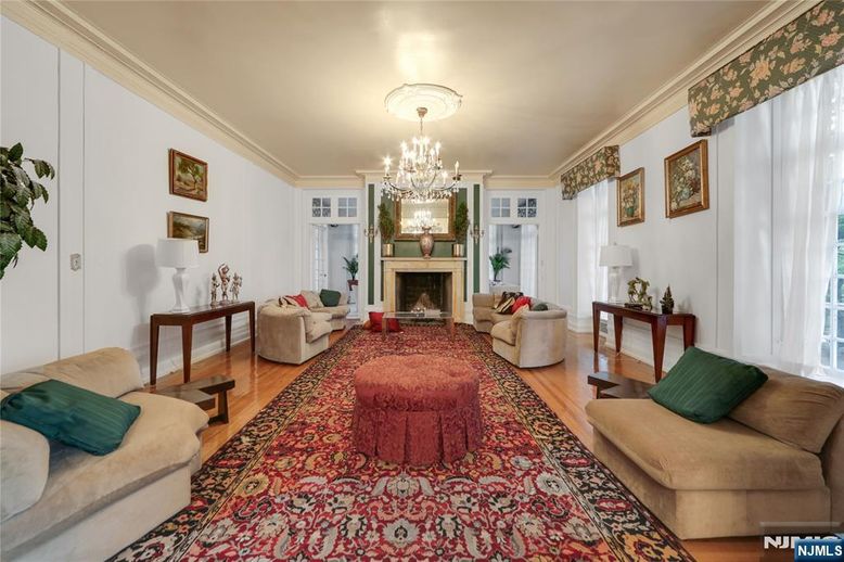DE Listing image placeholder