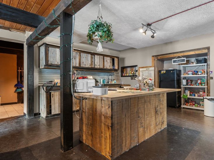 Interior, Kitchen, Wooden Ceilings