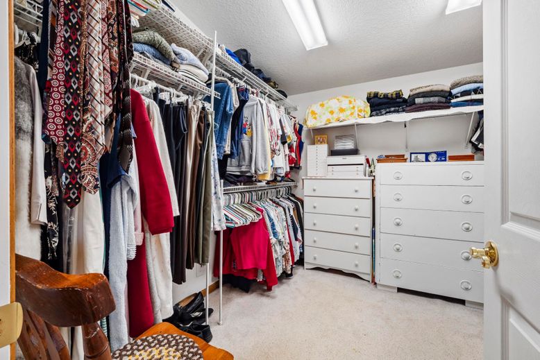 Interior, Walk-in Closets