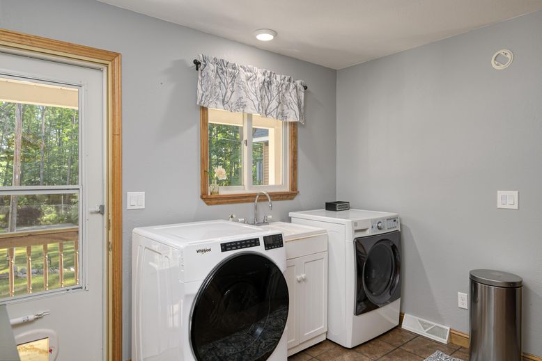 Interior, Recessed Lighting, Washer