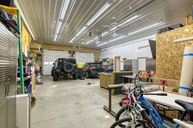 Garage, Interior, Stone Walls