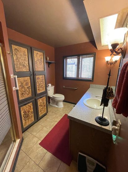 Bathroom, Interior