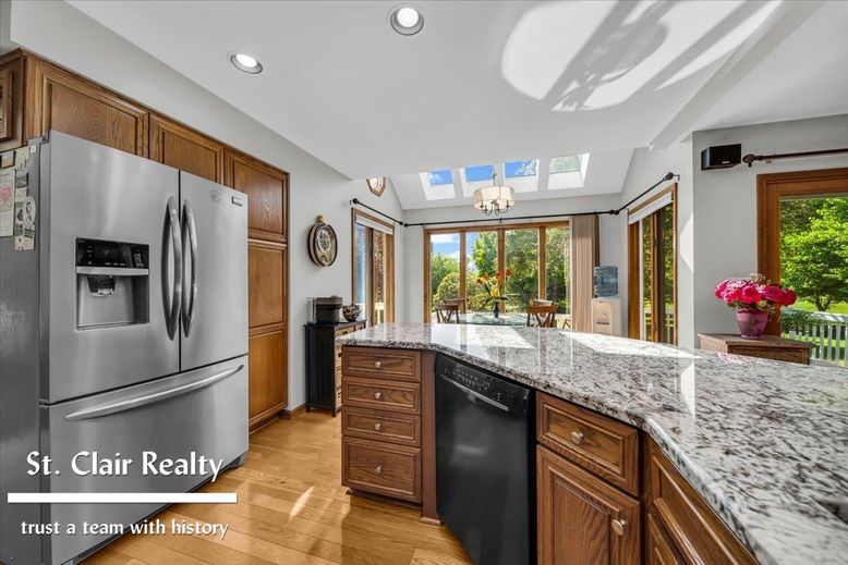 Dining room, Interior, Kitchen, Recessed Lighting, Stainless Steel Appliances, Wood Texture Flooring