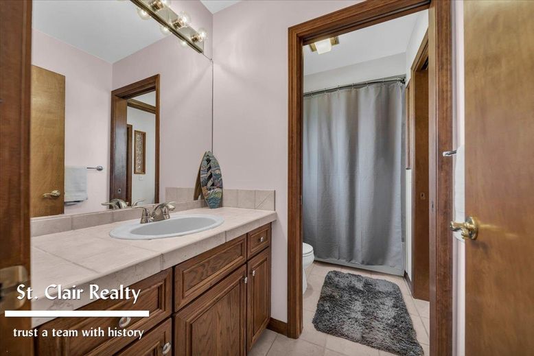 Bathroom, Interior, Tile Countertops