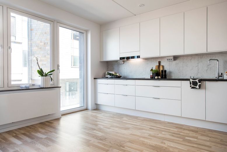 Interior, Kitchen, Marble Walls, Recessed Lighting, Wood Texture Flooring