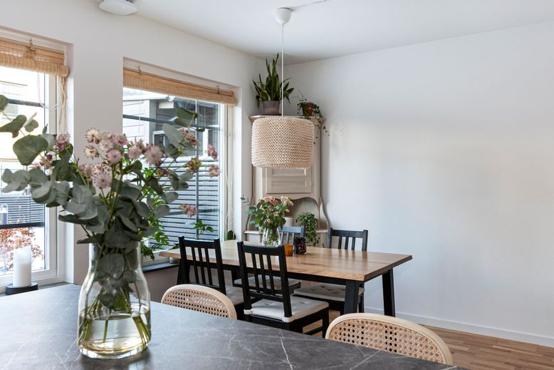 Dining room, Interior, Wood Texture Flooring