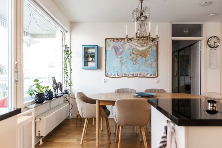 Chandelier, Dining room, Interior, Wood Texture Flooring