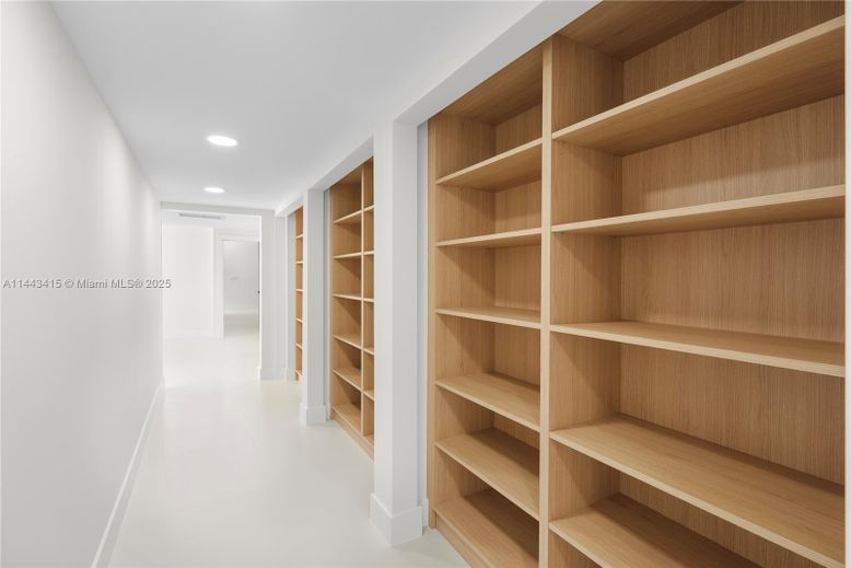 Interior, Recessed Lighting, Walk-in Closets