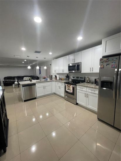 Interior, Kitchen, Pendant Lights, Recessed Lighting, Stainless Steel Appliances
