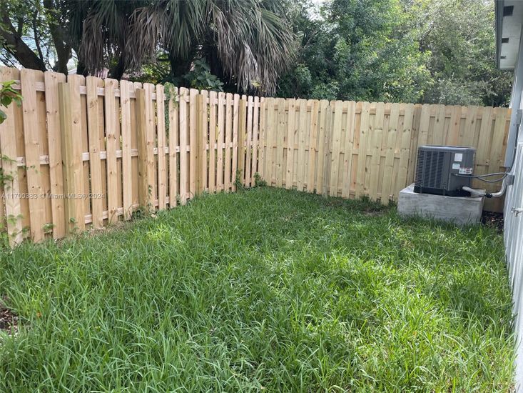 Backyard, Exterior