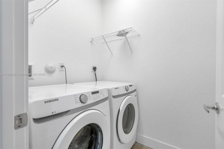Interior, Washer