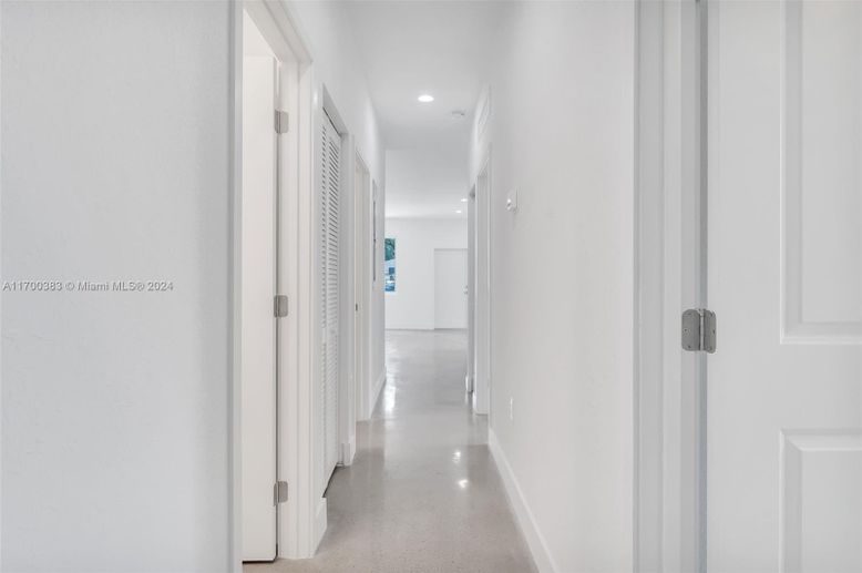 Interior, Recessed Lighting