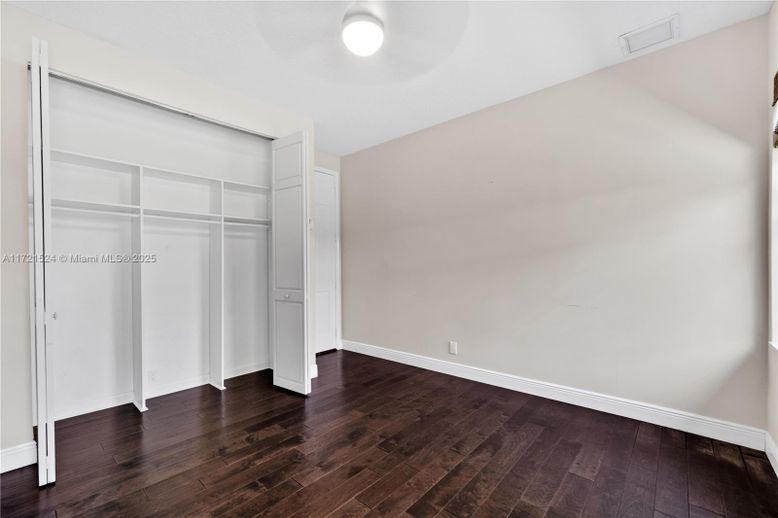 Empty room, Interior, Walk-in Closets, Wood Texture Flooring