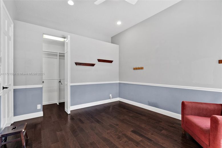 Interior, Recessed Lighting, Walk-in Closets, Wood Texture Flooring