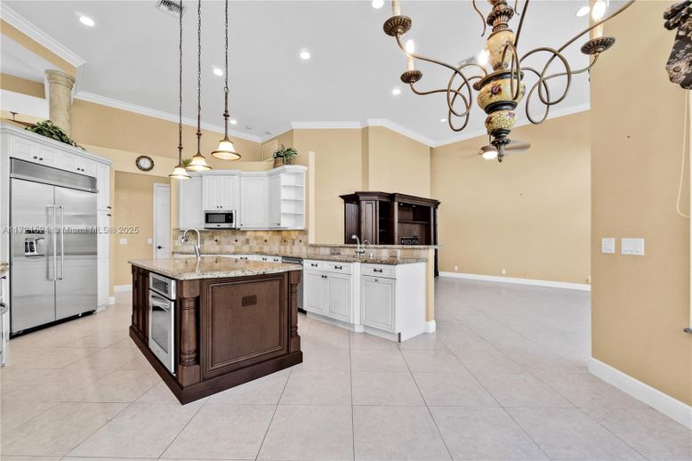 Chandelier, Interior, Kitchen, Pendant Lights, Recessed Lighting, Stainless Steel Appliances